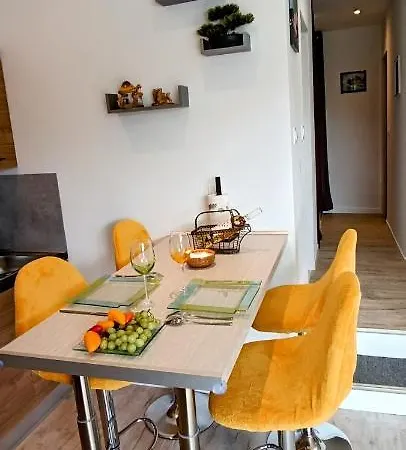 Le Cosyhome De Fontenay I Grand Parking & Netflix & Salon De Jardin * Saint-Michel-le-Cloucq