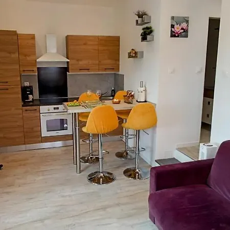 Le Cosyhome De Fontenay I Grand Parking & Netflix & Salon De Jardin Διαμέρισμα Saint-Michel-le-Cloucq