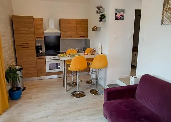 Le Cosyhome De Fontenay I Grand Parking & Netflix & Salon De Jardin Daire Saint-Michel-le-Cloucq